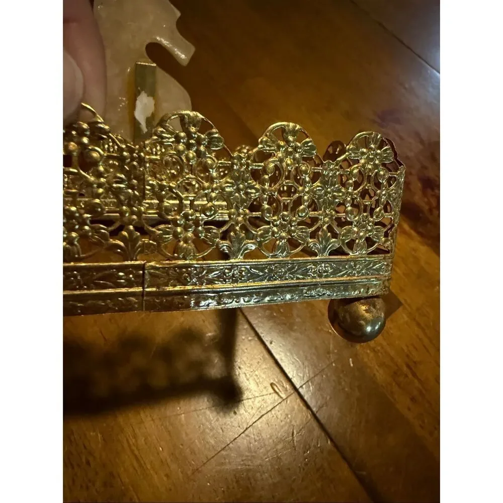 Vtg MCM Seahorse Gold Tone Tissue Box Holder 4.5 x4.5